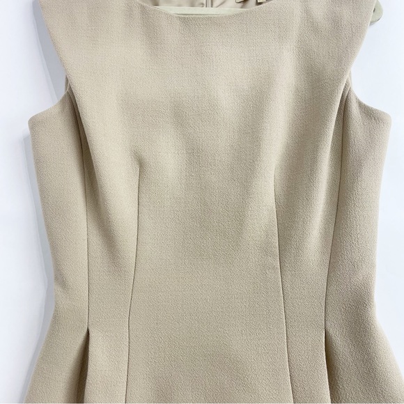 MICHAEL KORS COLLECTION Stretch Boucle Sheath Dress w/ Metallic Gold Belt Size 2 - Picture 5 of 15